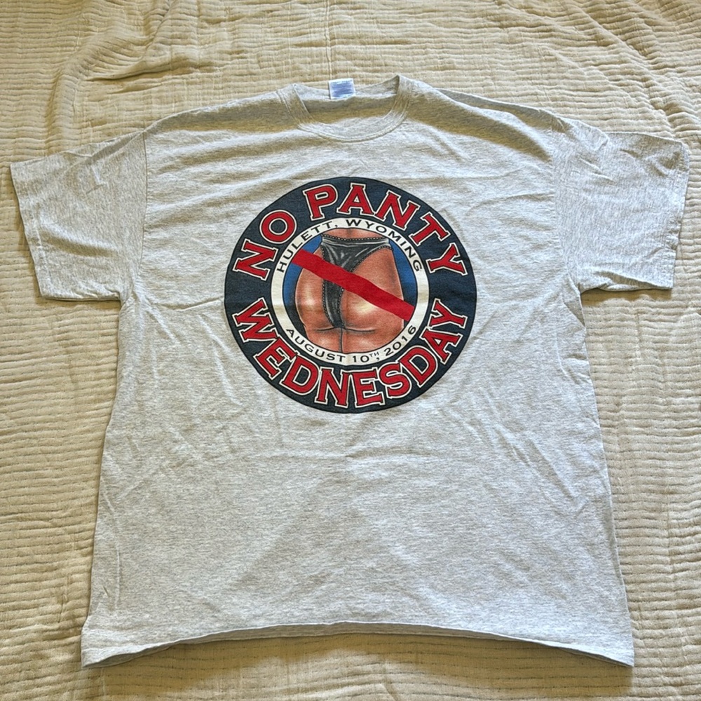 🍀No Panty Wednesday Hulett, Wyoming T-shirt Sturgis motorcycle rally